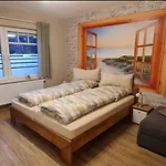 公寓 Haus Karla 卡罗利嫩西尔
